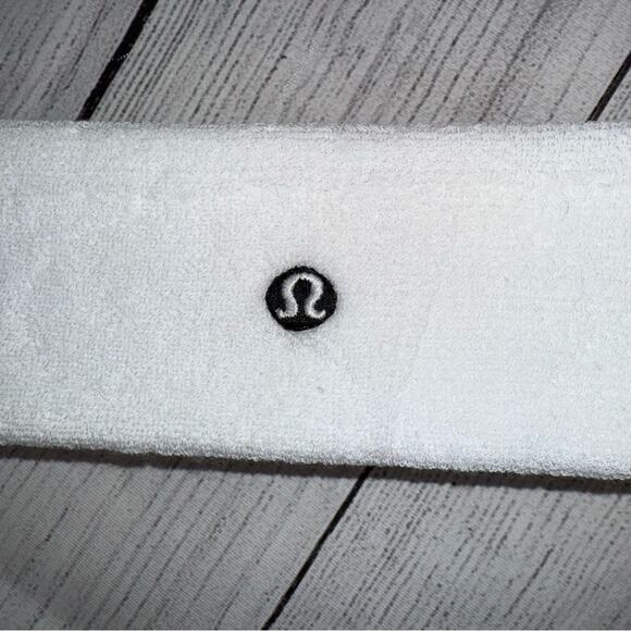 Lululemon NWT White Cotton Terry Headband Sweatband with Black Logo - Picture 5 of 7